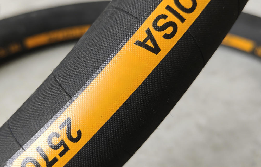 Có những phương pháp nào để kiểm tra nhãn cảnh báo quá trình vulcan hóa của ống cao su?